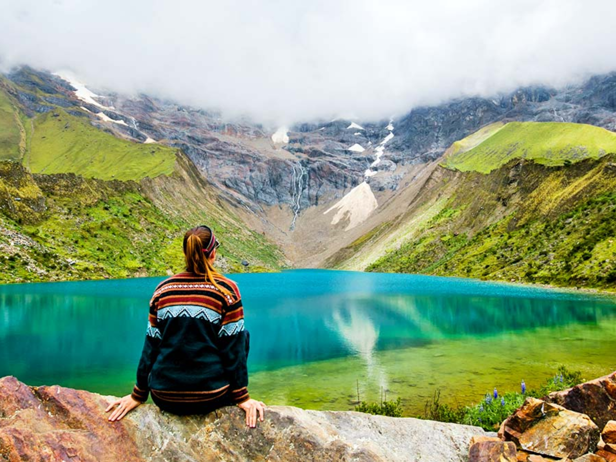 Humantay lake